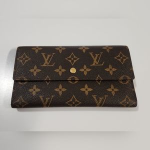 Louis Vuitton / Trifold Monogram Wallet